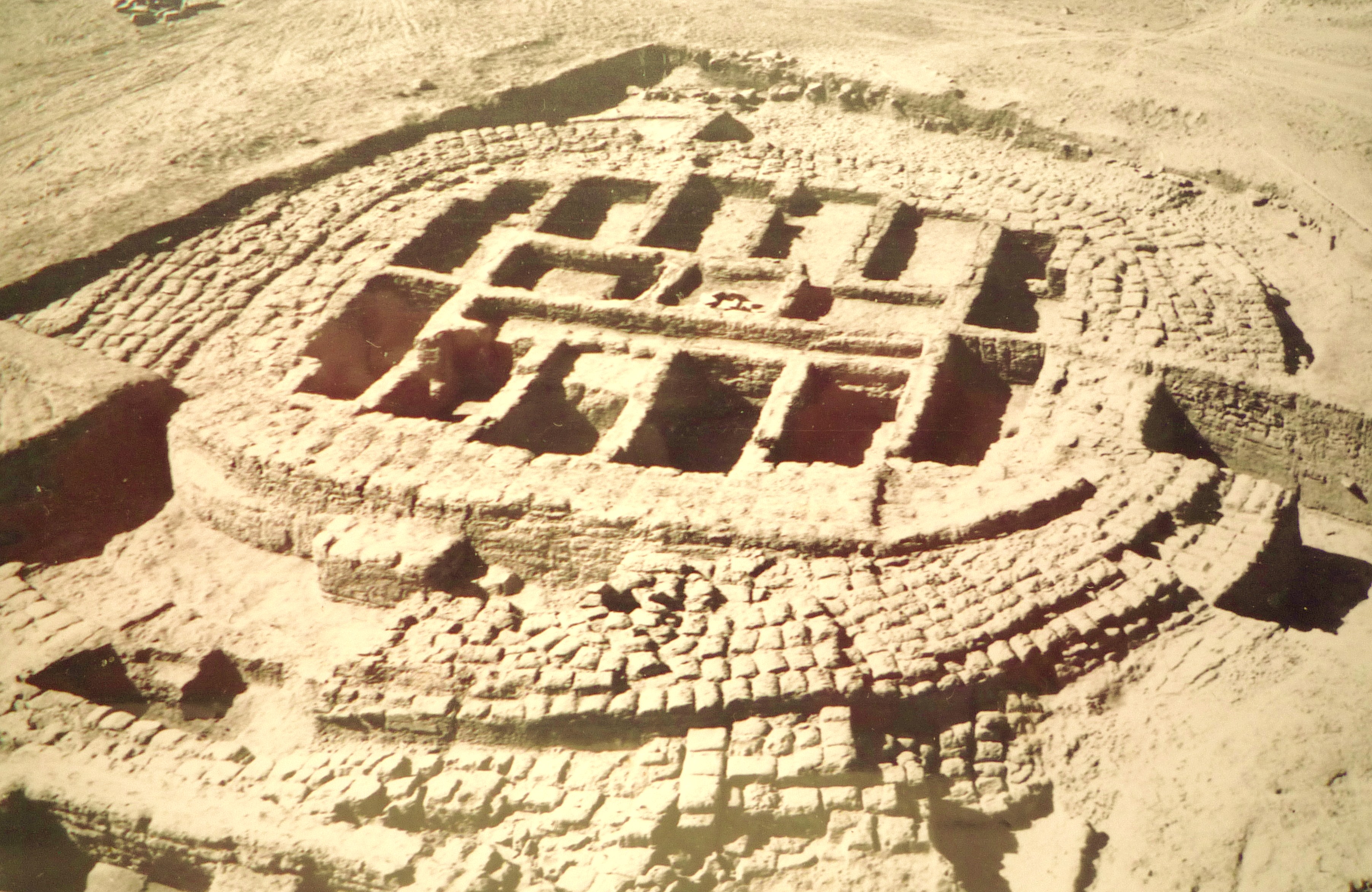 Photo du site archeologique de 
					Hili 8, Emirats arabes unis, copyright S. Cleuziou